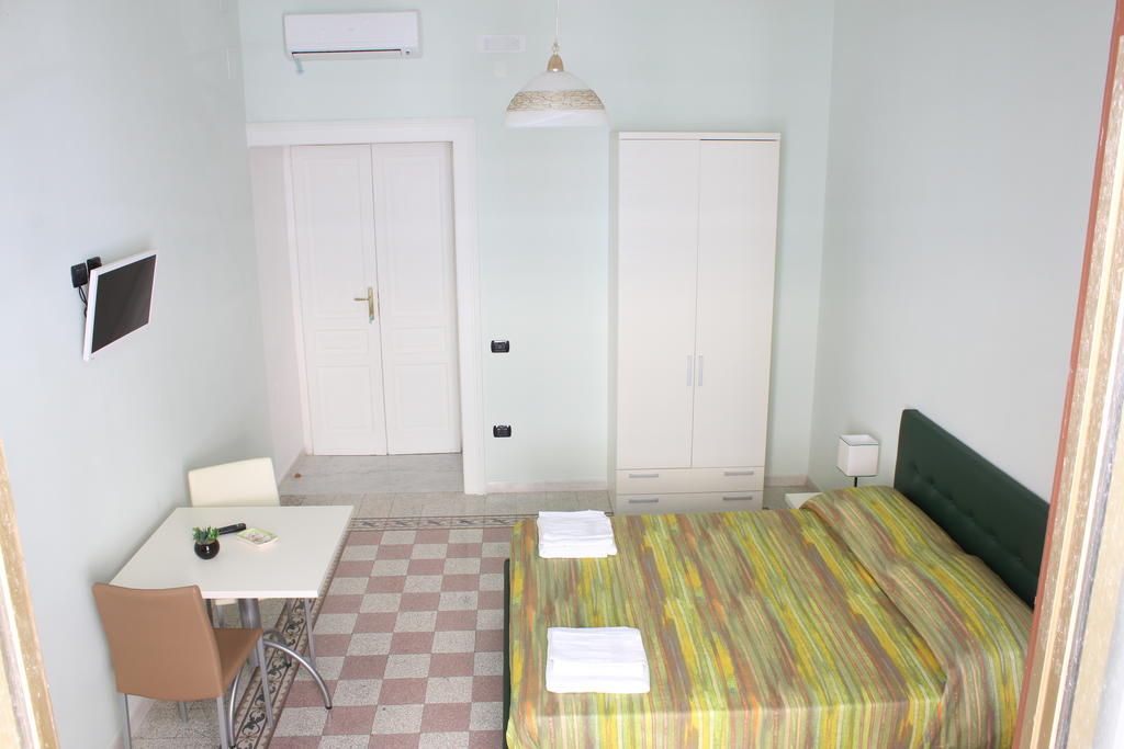 Bed & Breakfast San Francesco Salerno Oda fotoğraf