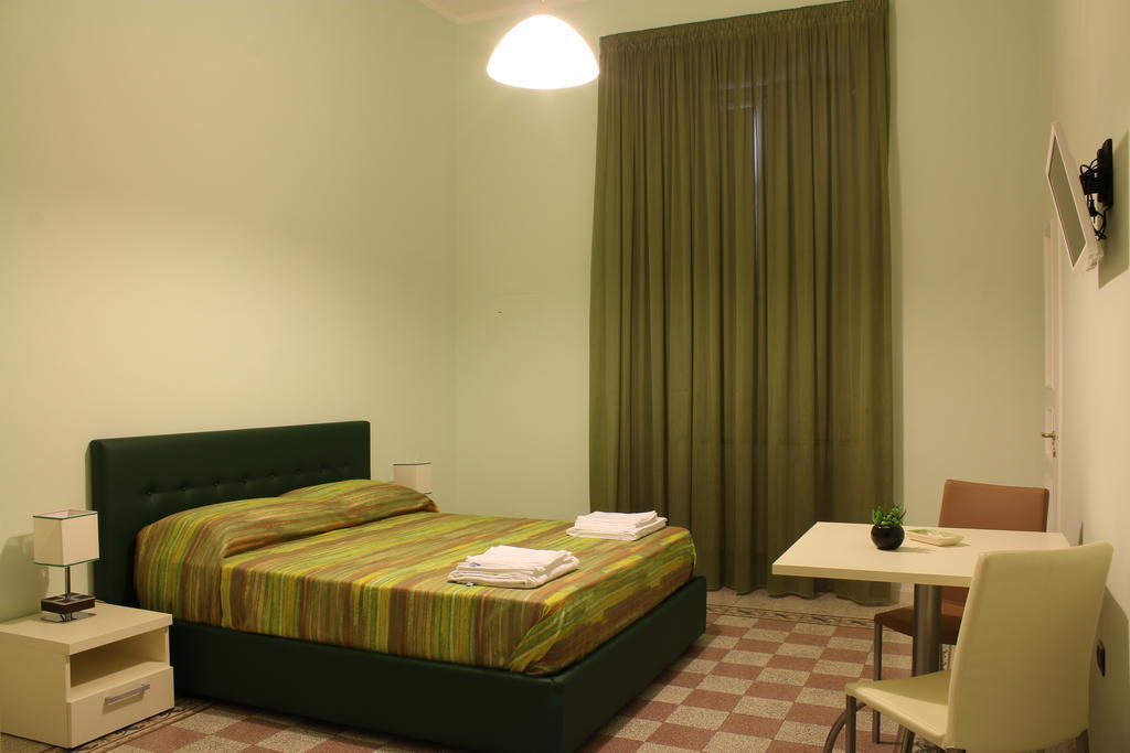 Bed & Breakfast San Francesco Salerno Oda fotoğraf